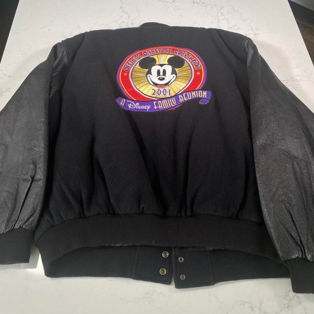 Vintage 2001 Disneyana‎ Convention Jacket – Disneyland Resort – Size XL
